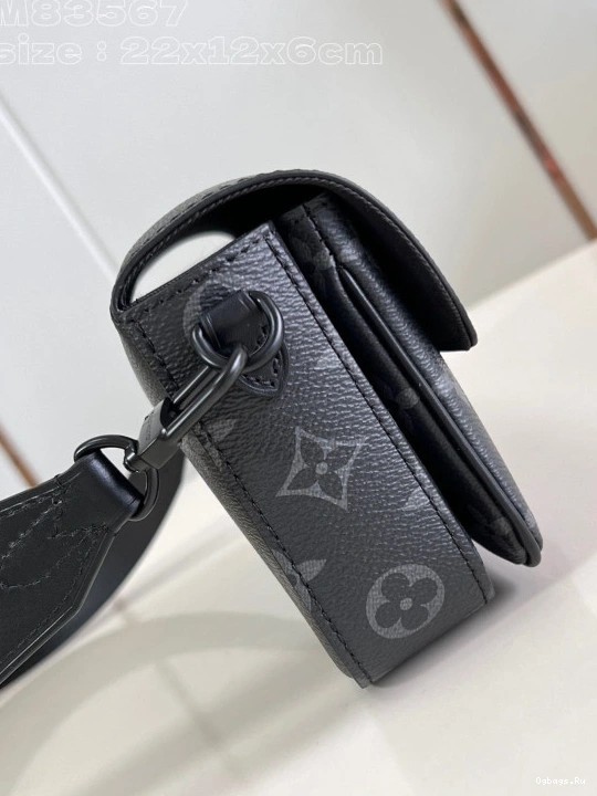 VUITTON LOUIS Wallet Montsouris Wearable 1217